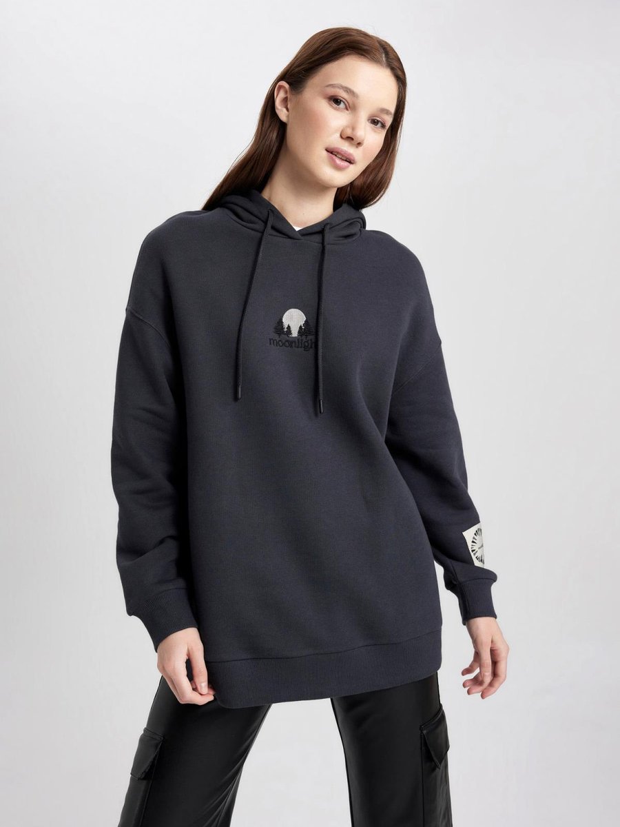 Defacto Regular Fit Kapüşonlu Nakışlı İçi Yumuşak Tüylü Kalın Sweatshirt Tunik