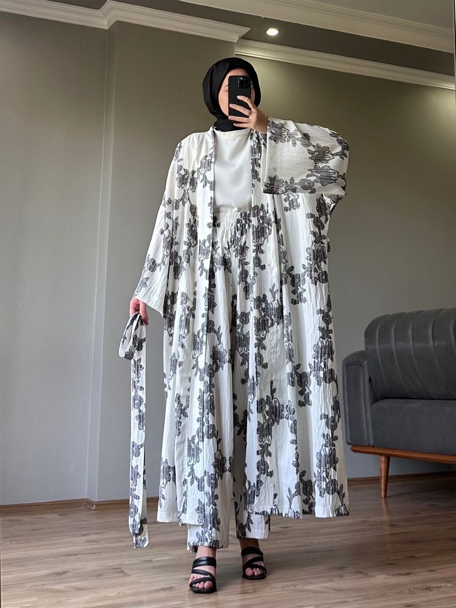 Sümeyye Siyah Desen Kemerli Kimono Takım