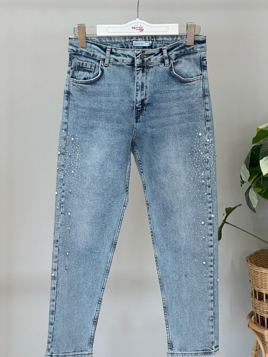 Lale Butik Missemramiss Taşlı Mom Jean Denim Pantolon Açık Mavi