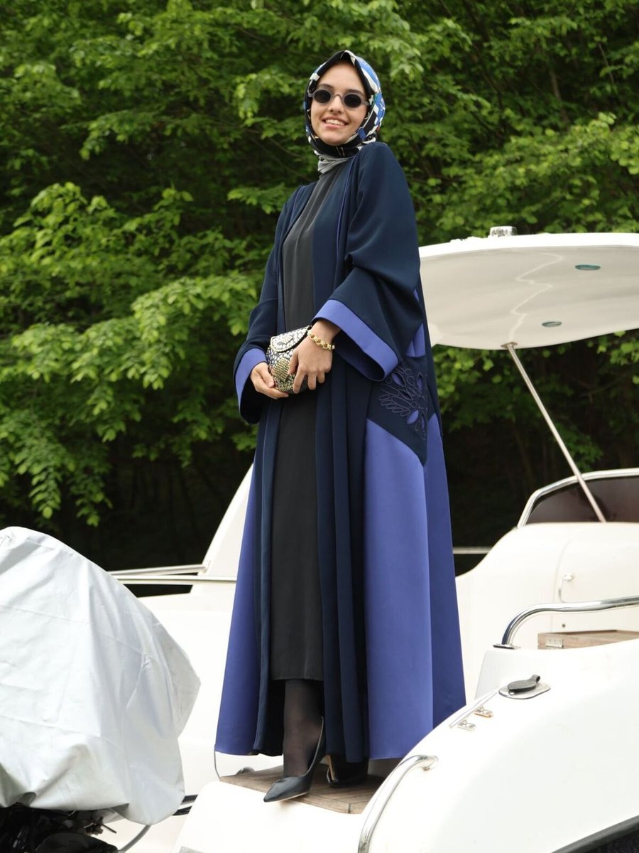 Ferraceci Lacivert Abaya